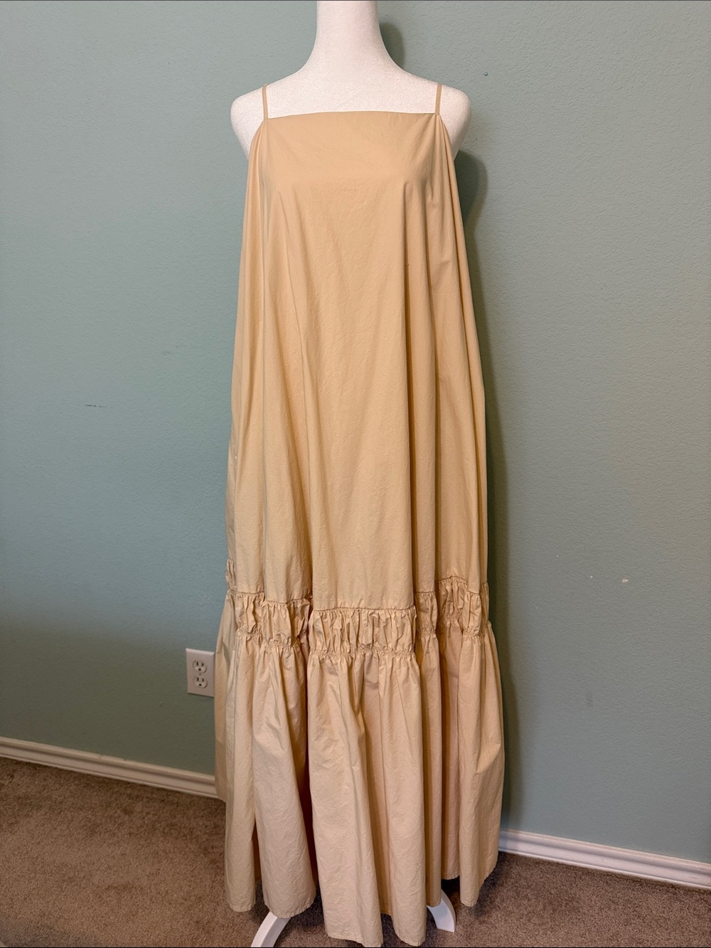 Banana Republic Beige Spaghetti Strap Tiered Maxi Dress